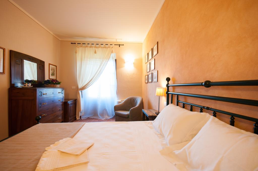 Agriturismo Borgo Tra Gli Olivi Castiglion Fiorentino Phòng bức ảnh