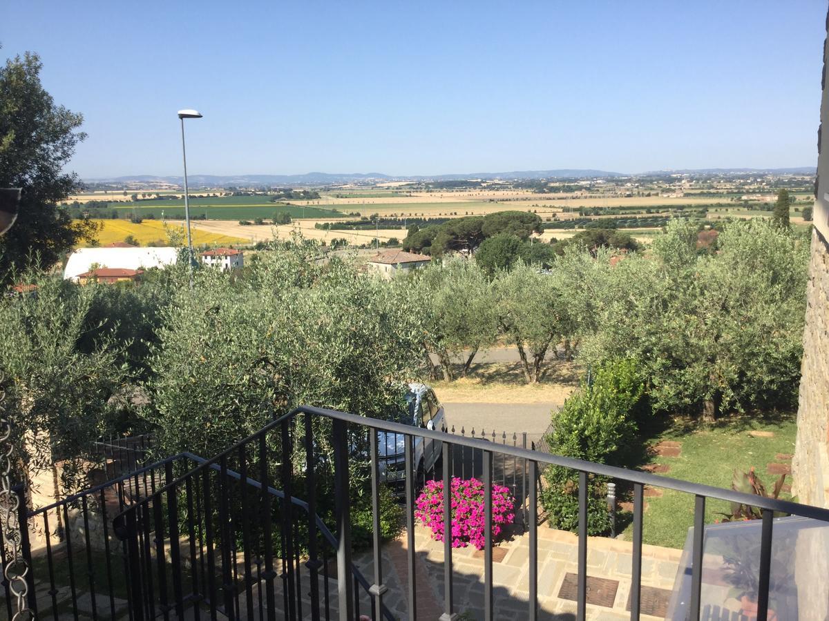 Agriturismo Borgo Tra Gli Olivi Castiglion Fiorentino Ngoại thất bức ảnh