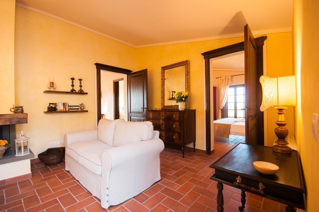 Agriturismo Borgo Tra Gli Olivi Castiglion Fiorentino Ngoại thất bức ảnh