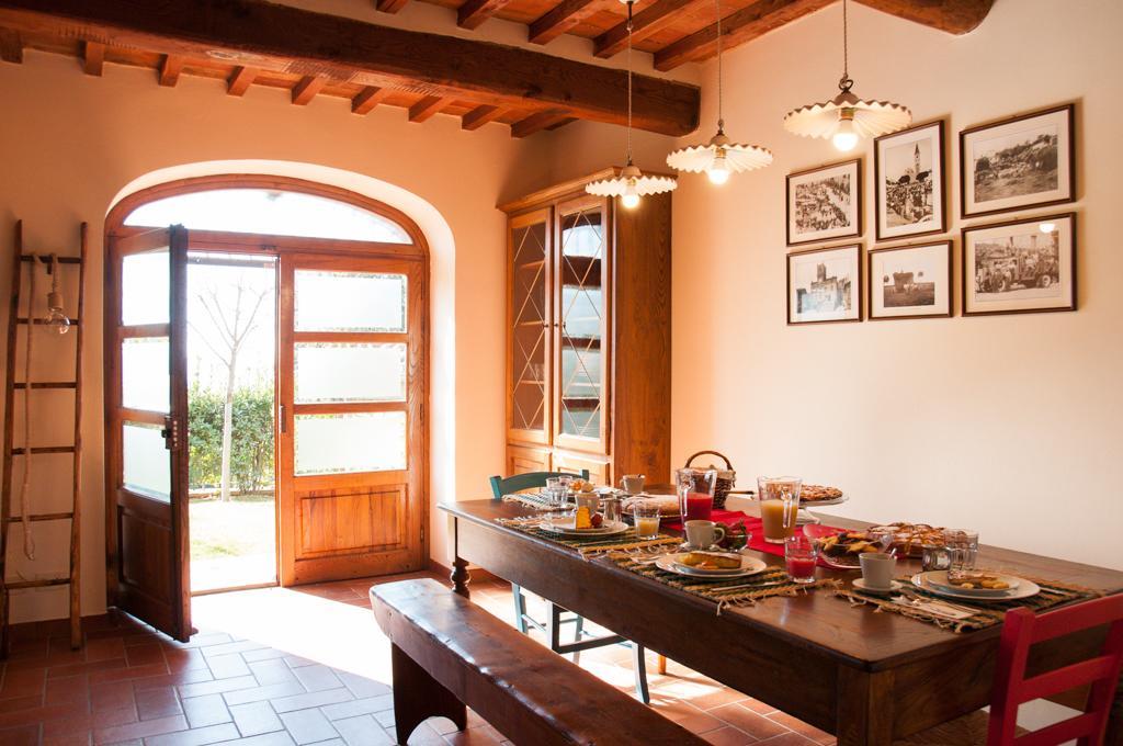 Agriturismo Borgo Tra Gli Olivi Castiglion Fiorentino Ngoại thất bức ảnh
