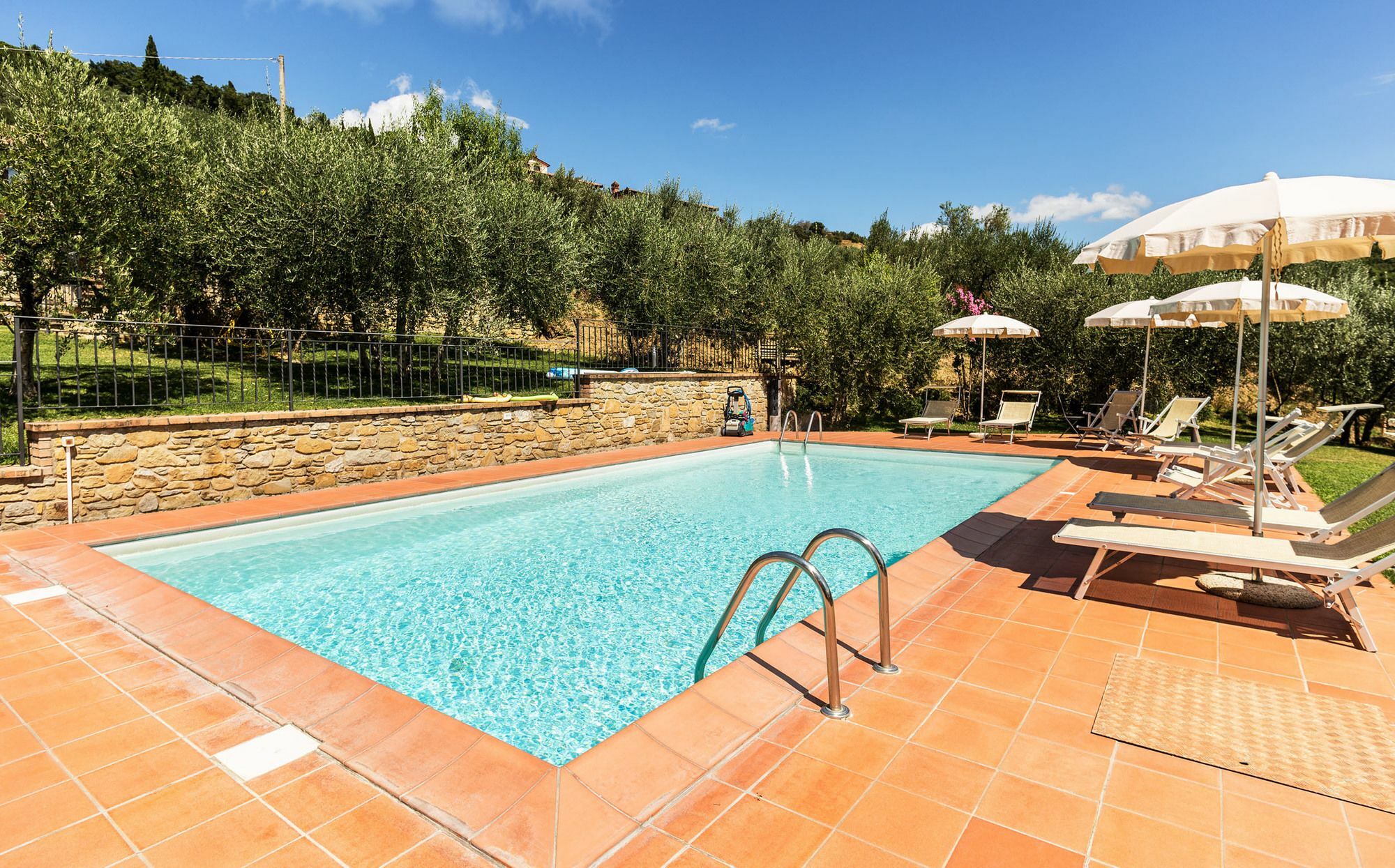 Agriturismo Borgo Tra Gli Olivi Castiglion Fiorentino Ngoại thất bức ảnh